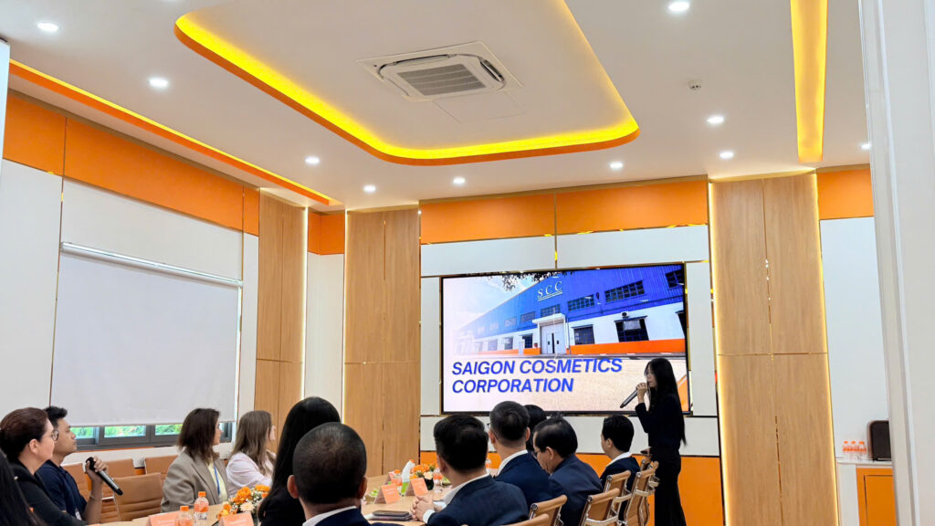SCC Welcomes Russian Business Delegation: Expanding Global Partnerships and Elevating Vietnamese Brands 3 1790238442414 7107356428507129002 7107356428507129002 2327056d770ae12c744e3a37beccdd78